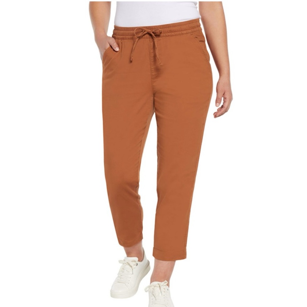 Women GAP pull on pants Size M Relaxed fit
Elastic waistband with Pull. NEW